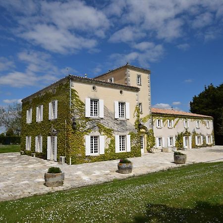 Mortagne-sur-Gironde Clos De Bellevue المظهر الخارجي الصورة